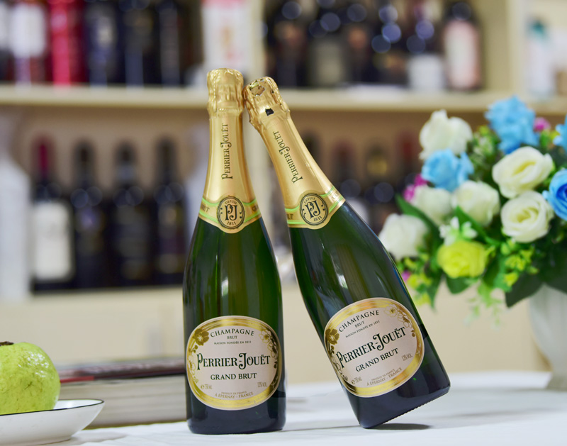 巴黎之花 Perrier jouet Grand Brut